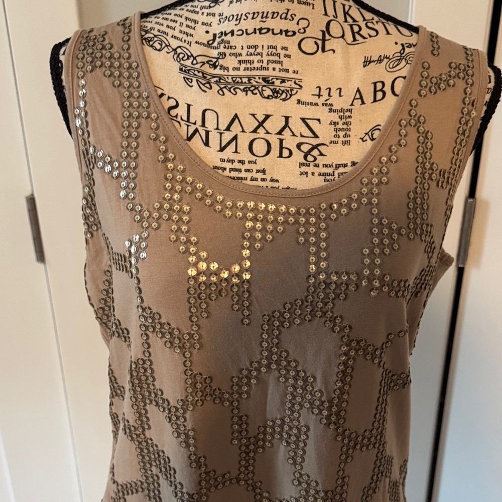 π3/$12π Dana Buchman Brown Sequin Pattern Tank Top - Picture 3 of 4